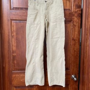 Patagonia Corduroy tan size 4. Super comfy.